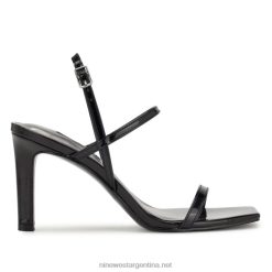charol negro sandalias Olah con tira trasera y tacón Nine West 0DDT01717