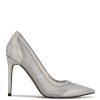 plata zapatillas francy con puntera en punta Nine West 0DDT01626